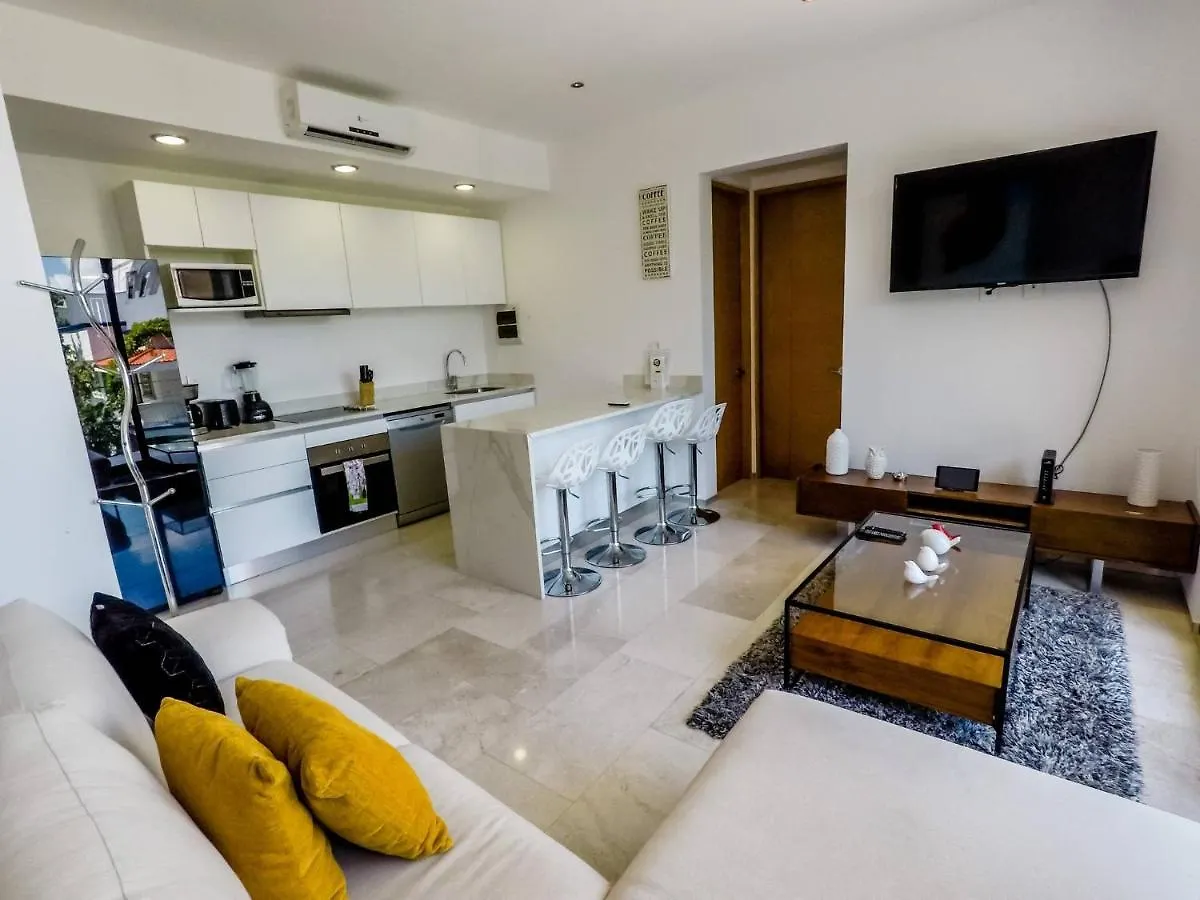 شقة Lovely 1 Bedroom Apartment, 3 Blocks To Mamitas, Roof Pool Views, Bbq بلايا ديل كارمن