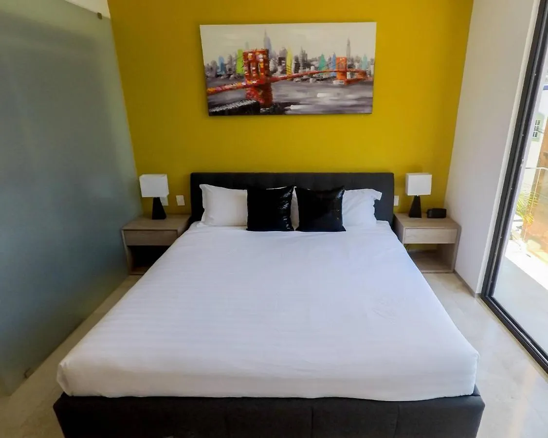 شقة Lovely 1 Bedroom Apartment, 3 Blocks To Mamitas, Roof Pool Views, Bbq بلايا ديل كارمن المكسيك